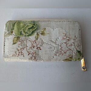 Modern Mesh Tapestry Womens Clutch Wallet Floral Design